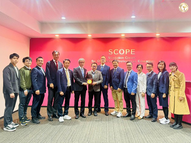 Đoàn công tác Trường Đại học Y Dược Cần Thơ tiếp tục ngày làm việc thứ hai tại Đại học Y tế – Phúc lợi